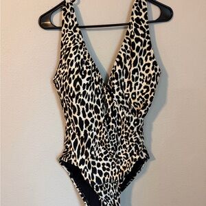 Women’s Carmen Marc Valvo Swimsuit Leopard One-Piece Swimsuit Size 12 Swimwear